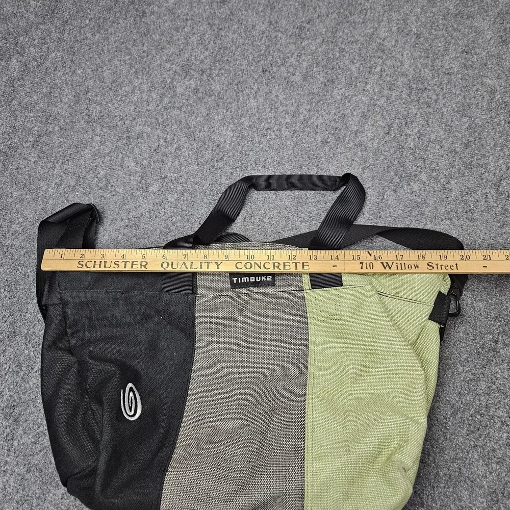 N/A timbuk2 duffel